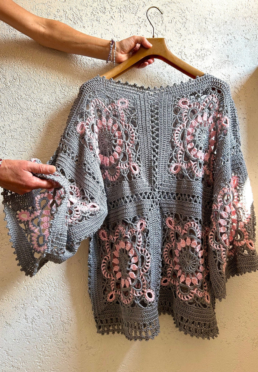 CLAS TOP Granny Square, crochet pattern